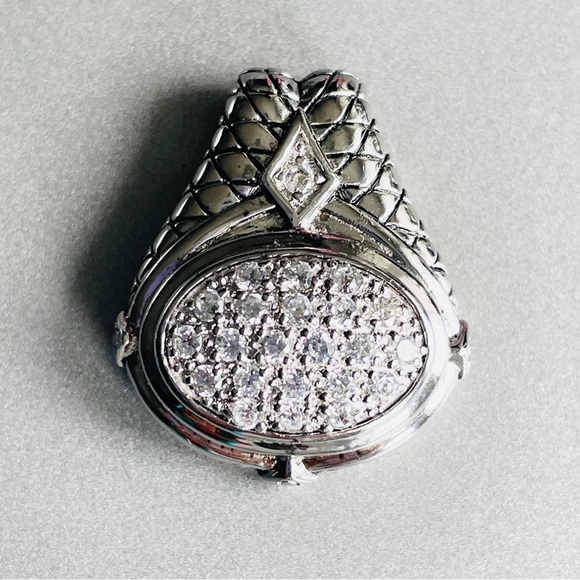 BASKET WEAVE PAVE CUBIC ZIRCONIA STERLING SILVER RING & PENDANT NECKLACE… - Picture 9 of 16